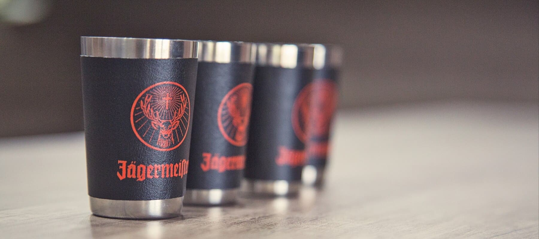 Фото новости: "Суд отклонил иски Jagermeister к заводу «Кристалл» и ритейлерам"