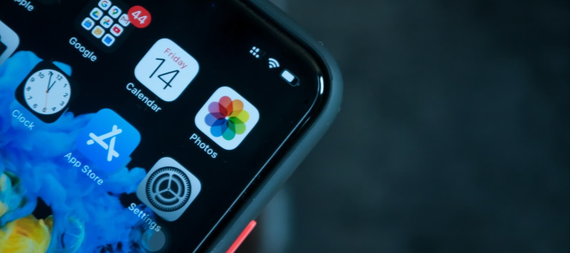 Фото новости: "ФАС оштрафовала Apple на 1,1 млрд руб. из-за платежей в AppStore"