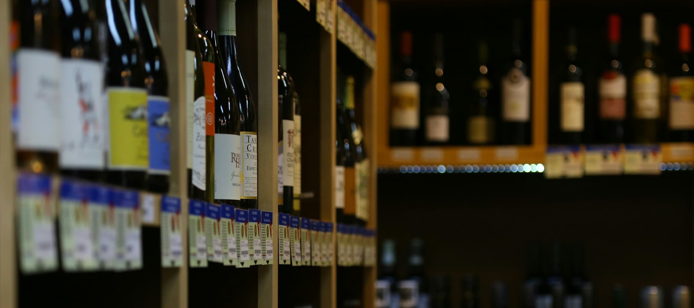 Фото новости: "Импорт вин из европейских стран упал почти на 40%"
