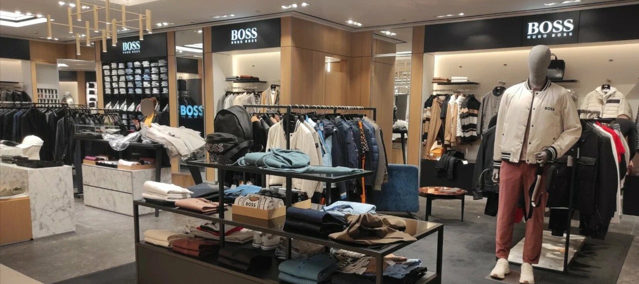 Фото новости: "«Стокманн» выкупит российский бизнес Hugo Boss"