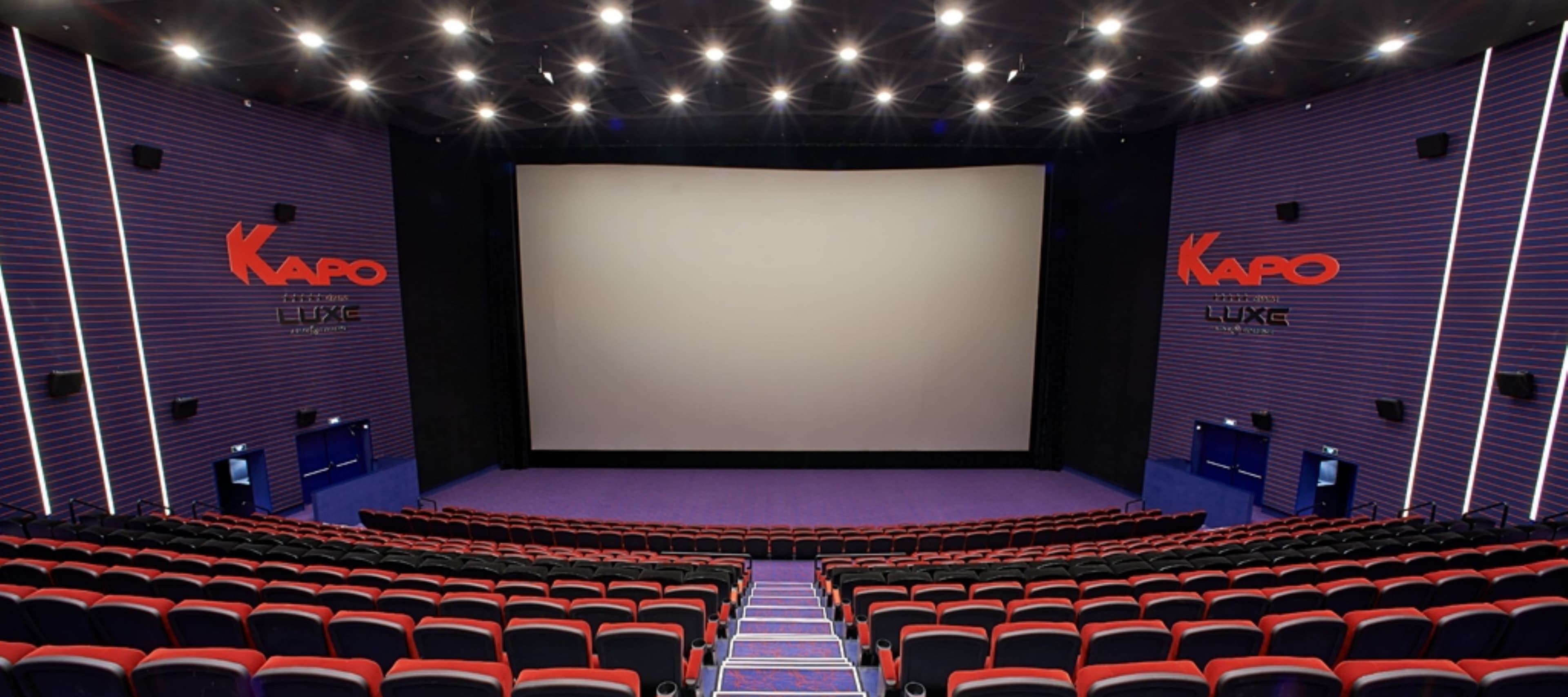 Фото новости: "«Чебурашка» и другие: выживут ли кинотеатры только с отечественными фильмами"