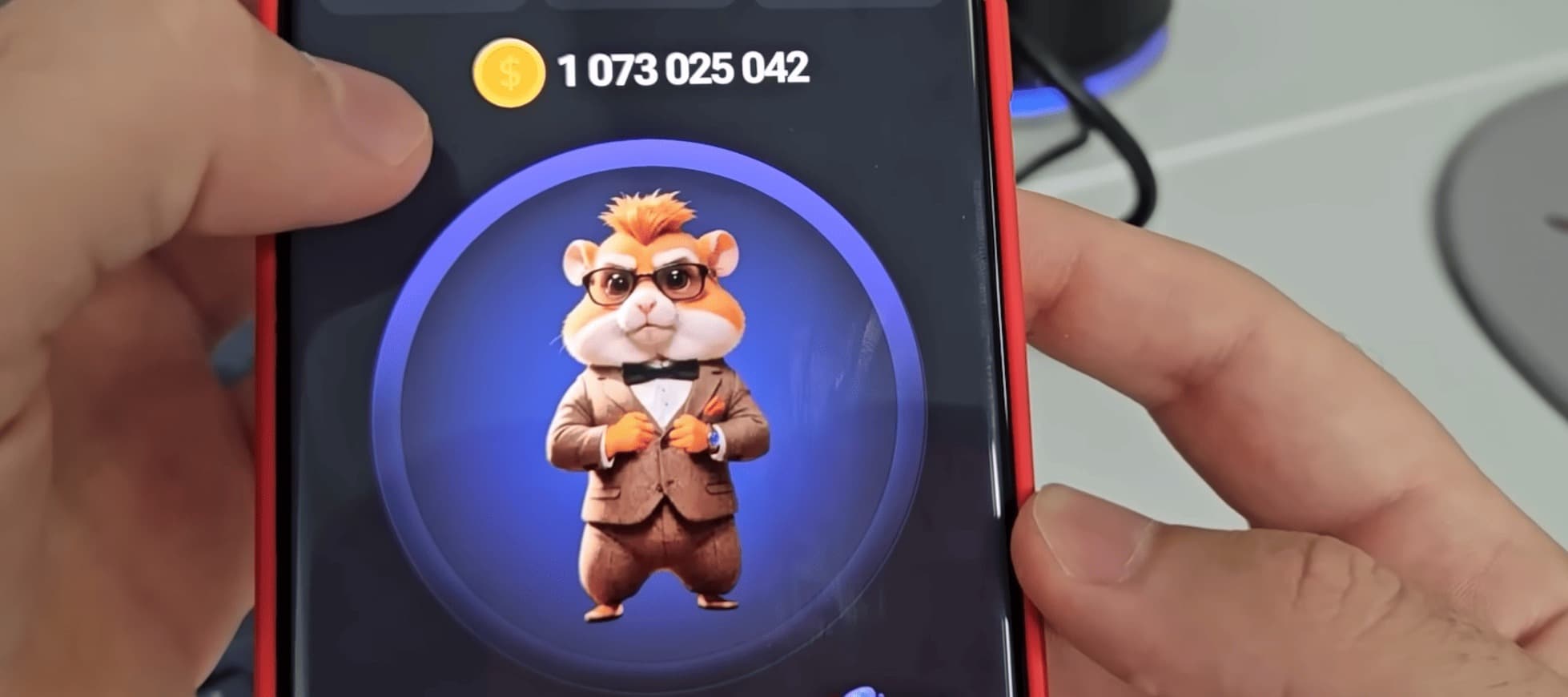 Фото новости: "Кто зарабатывает на популярной игре про хомяка Hamster Kombat"