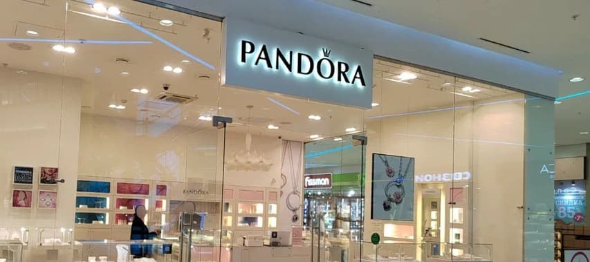 Фото новости: "Pandora в России переименуют в Pan Club"