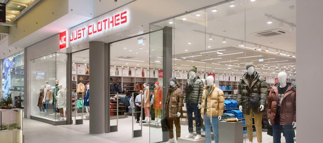 Фото новости: "Российский «аналог Uniqlo» закрыл больше половины магазинов"