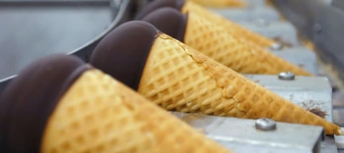 Фото новости: "Спрос россиян на мороженое со вкусом алкоголя и фруктов вырос в десятки раз"