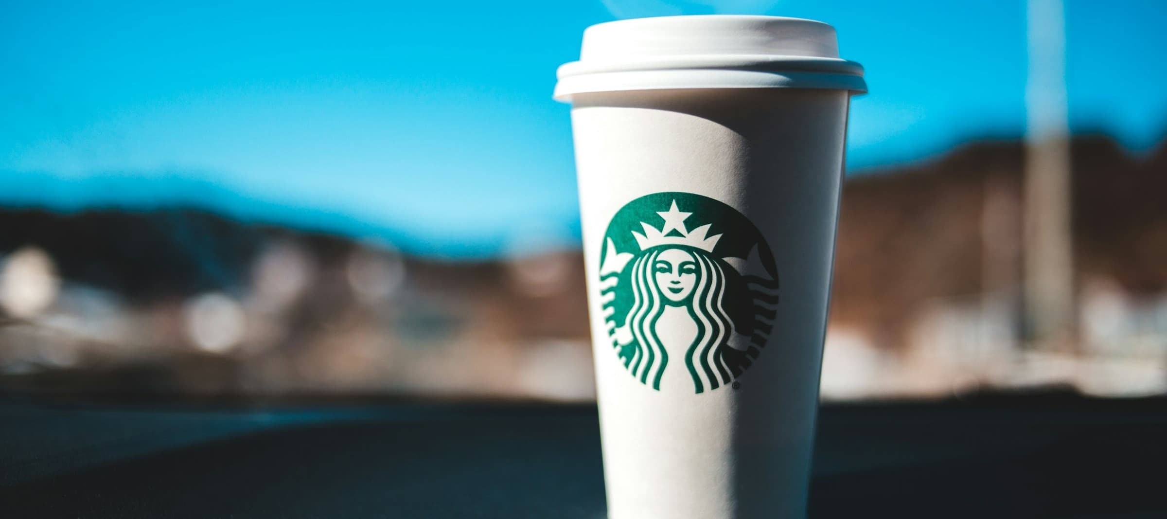 Фото новости: "Суд отказался аннулировать товарные знаки Starbucks в России"