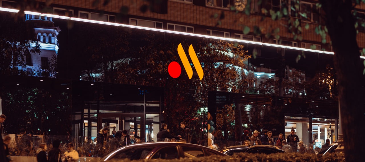 Фото новости: "«Вкусно — и точка» и «Много лосося» пострадали от DDoS-атаки"