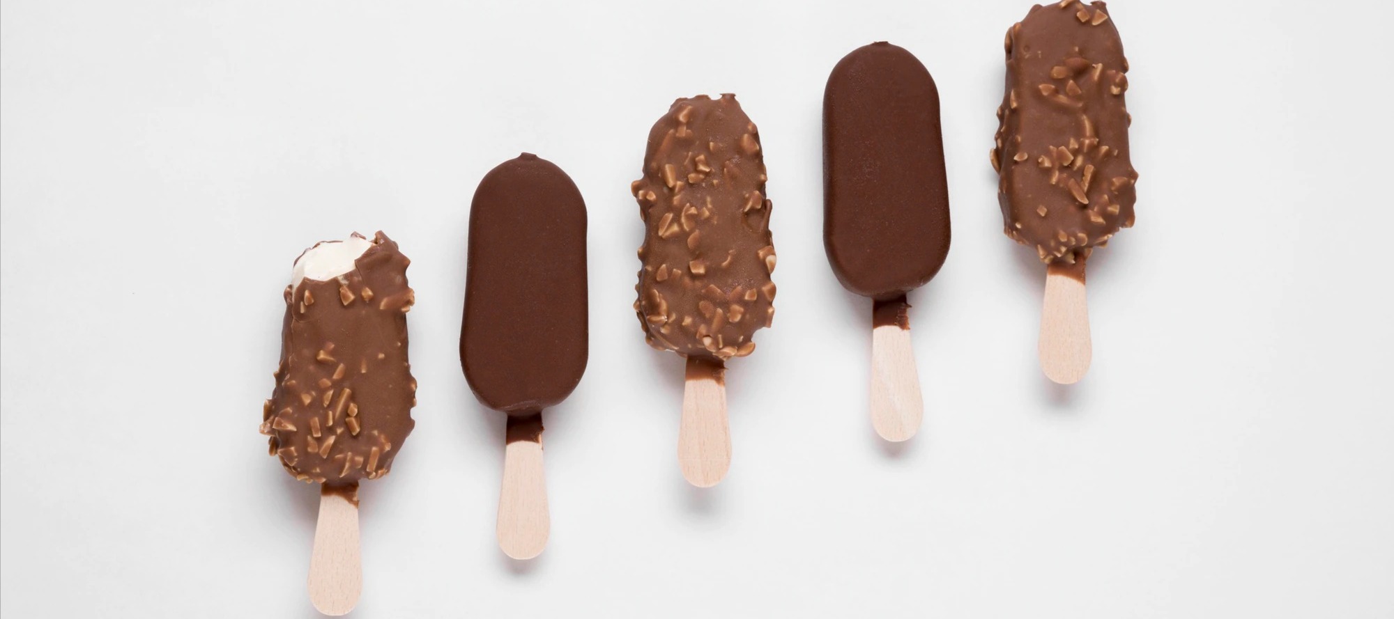 Фото новости: "Производители мороженого и торговые сети начали проверки качества товара"
