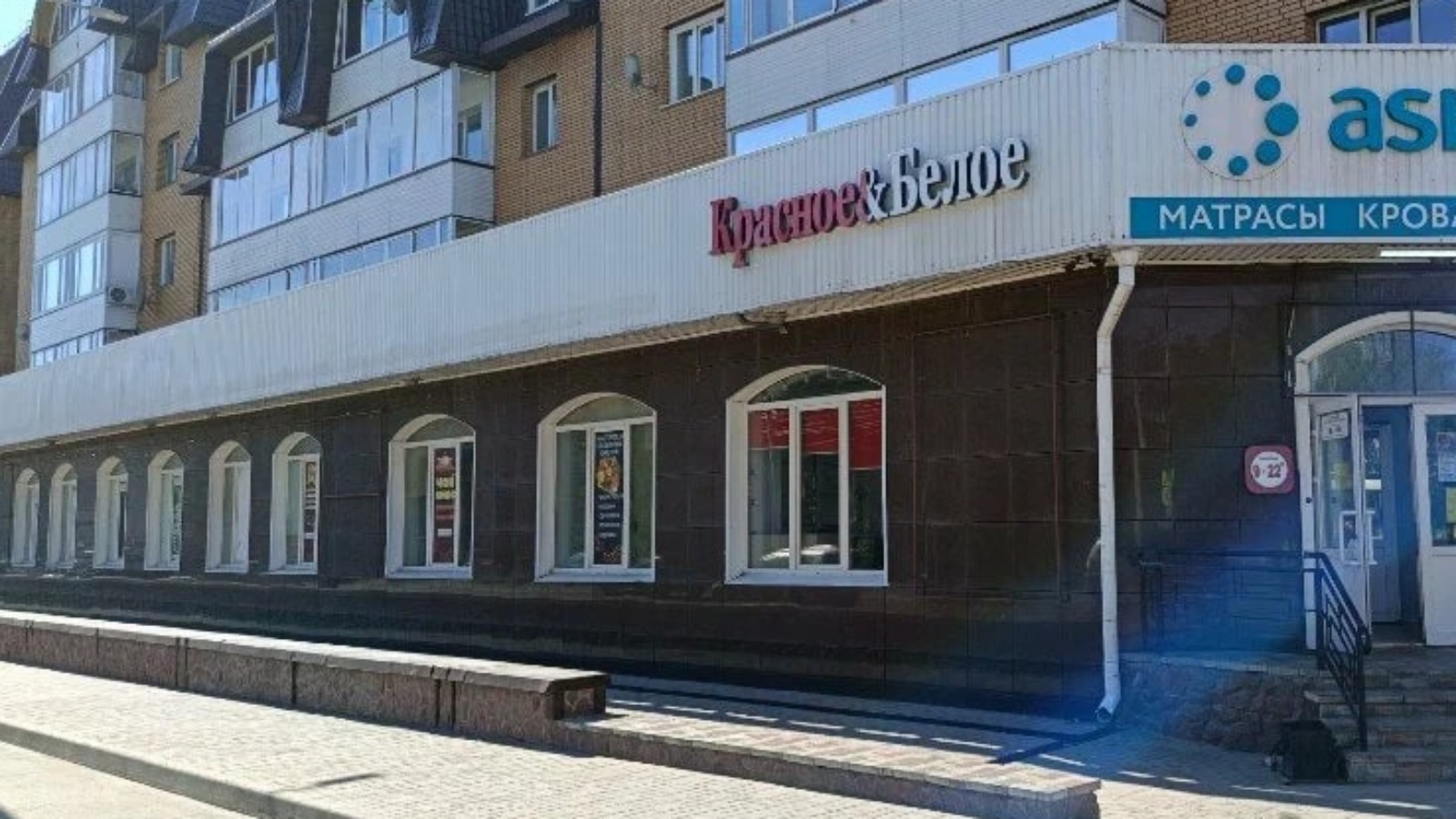Фото новости: "На Алтае предложили ограничить продажу алкоголя в выходные и в будни"
