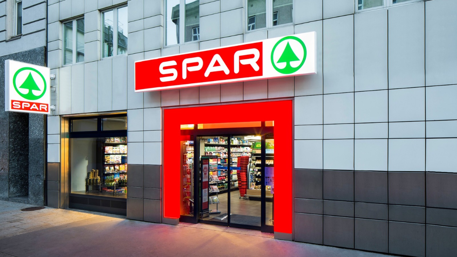 Фото новости: "ФАС одобрила покупку сети Spar в Томской и Новосибирской областях"