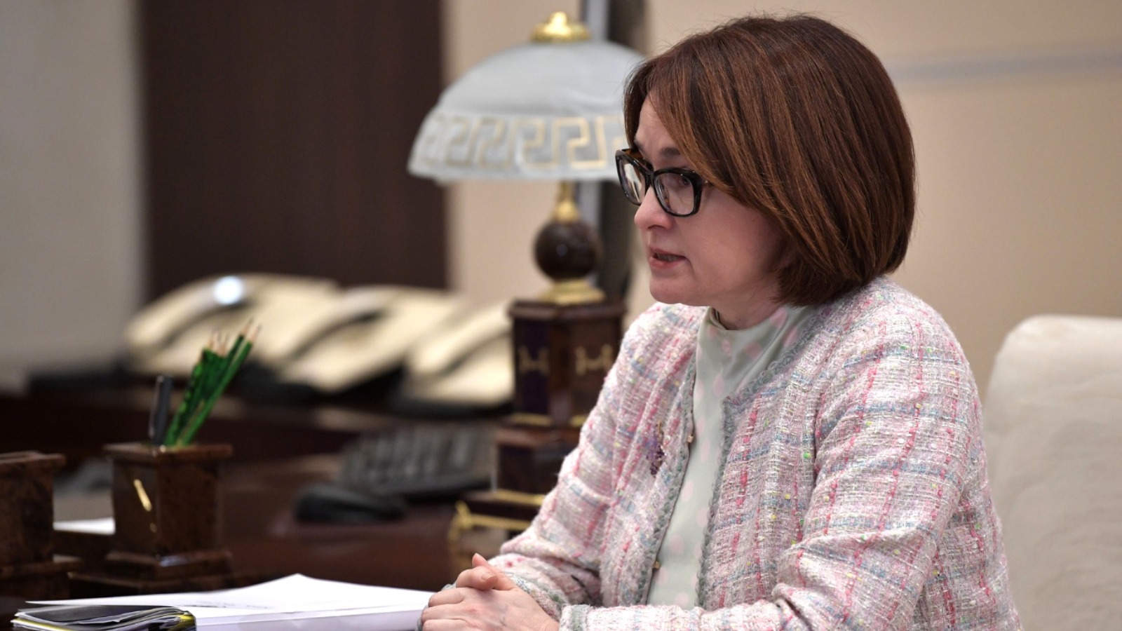 Фото новости: "Набиуллина назвала скидки на маркетплейсах «не совсем справедливой конкуренцией»"