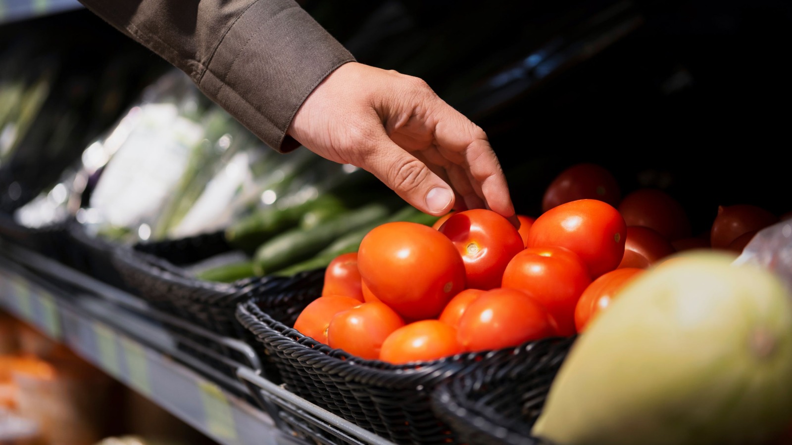 Фото новости: "Сервис доставки продуктов Ozon fresh заинтересовался выходом в офлайн"