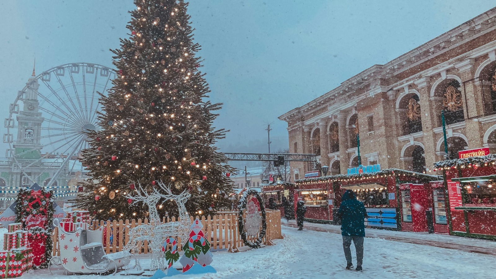 Фото новости: "Спрос на новогодние туры по России упал на 5-15% год к году"