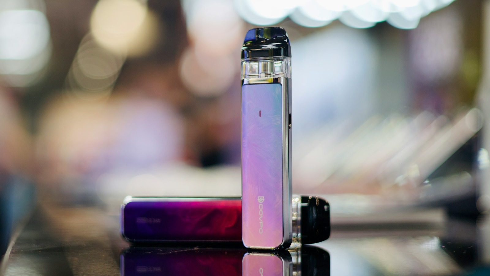 Фото новости: "Пермский край первым в России запретил продажу вейпов"