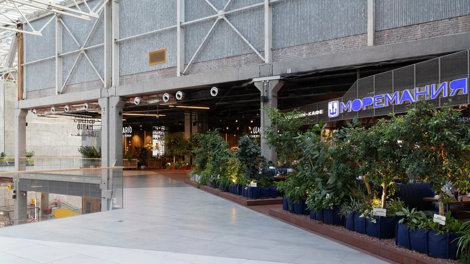 Фото новости: "В России введут на 21% больше площадей торговых центров"