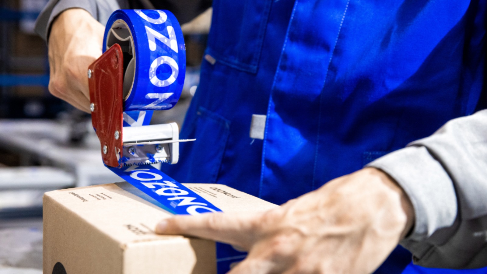 Фото новости: "Ozon ограничил продажу ветеринарных препаратов из-за отравлений подростков"