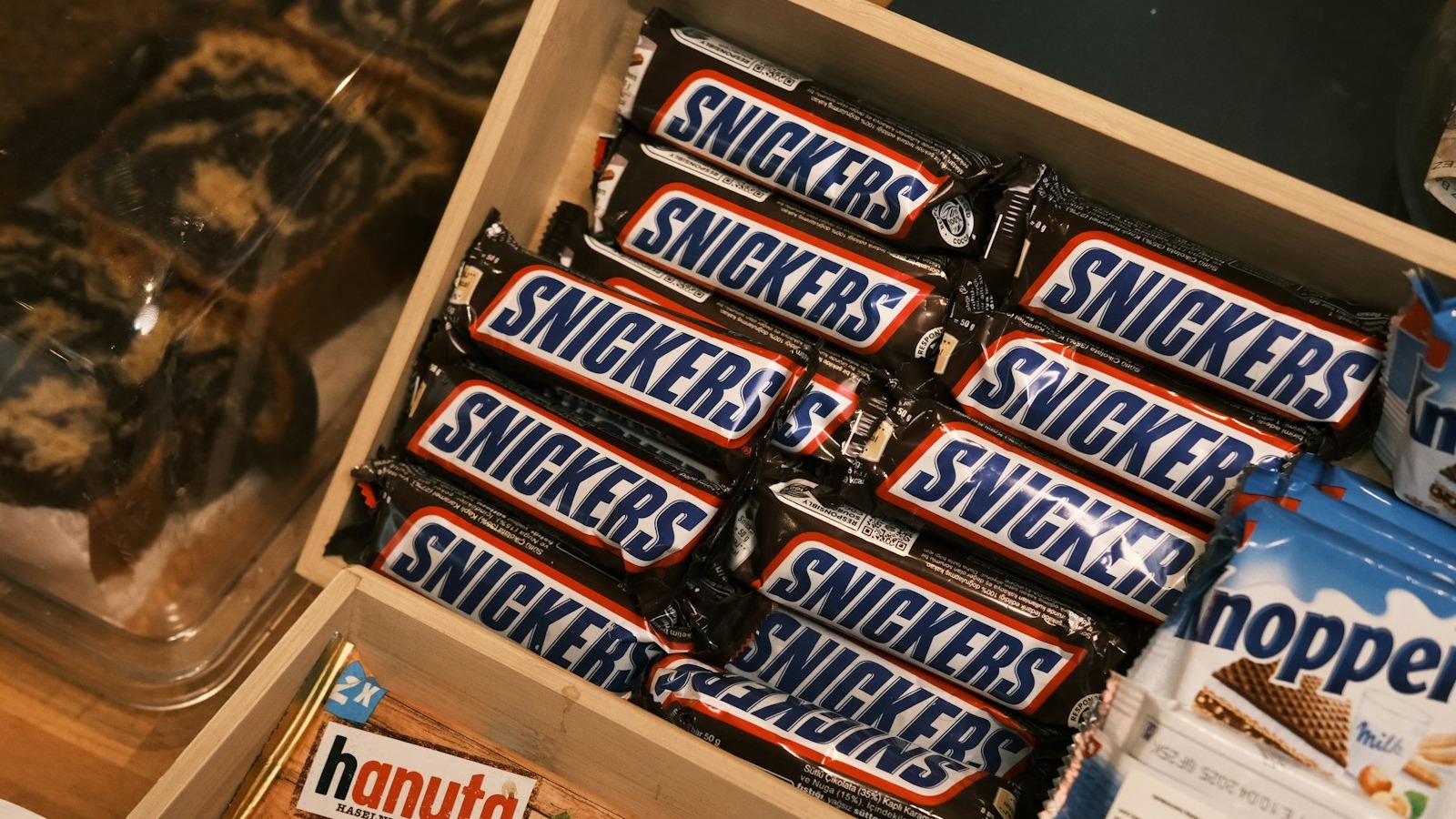 Фото новости: "Батончики Snickers, Bounty, Twix и Milky Way подорожали на 4-9% в начале февраля"