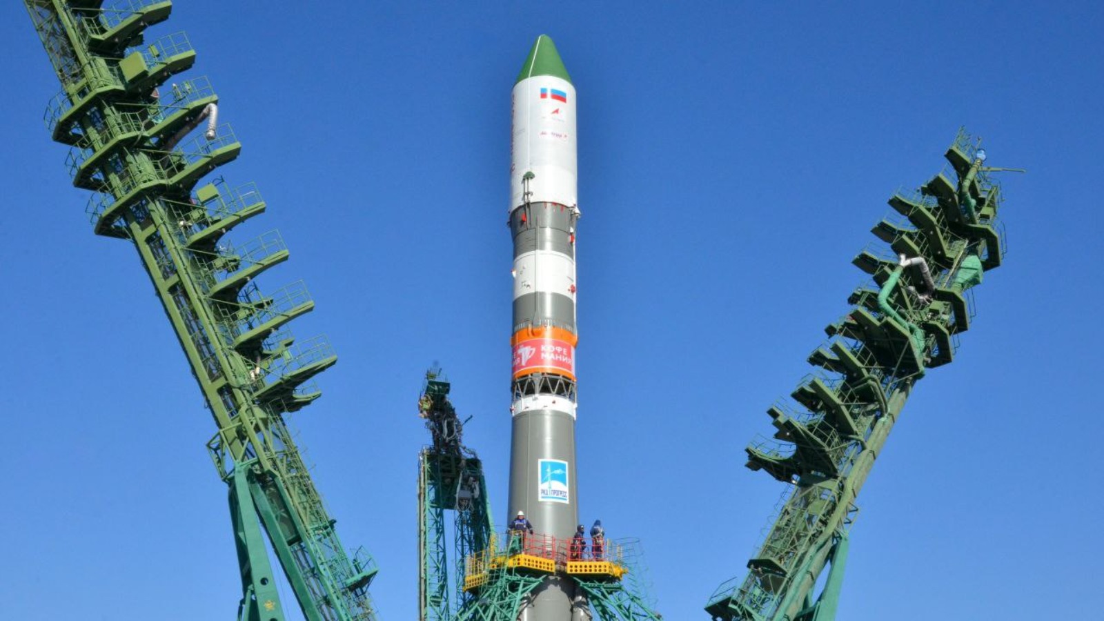 Фото новости: "«Кофемания» брендировала ракету"