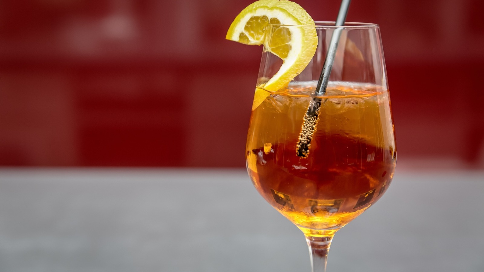 Фото новости: "Суд отменил повышенную ввозную пошлину для Aperol"