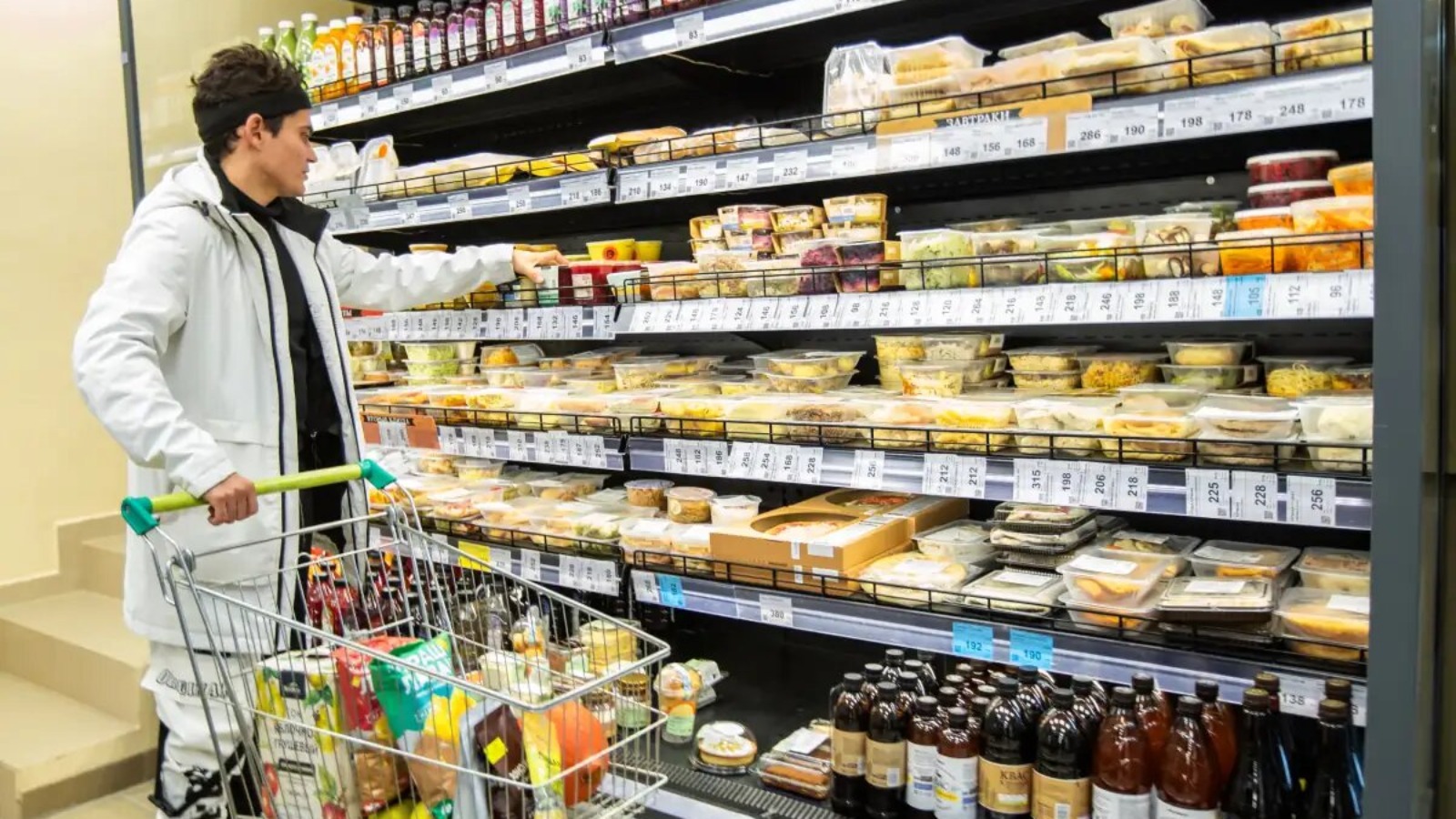 Фото новости: "«Вкусвилл» закрыл почти 300 магазинов в 2025 г."