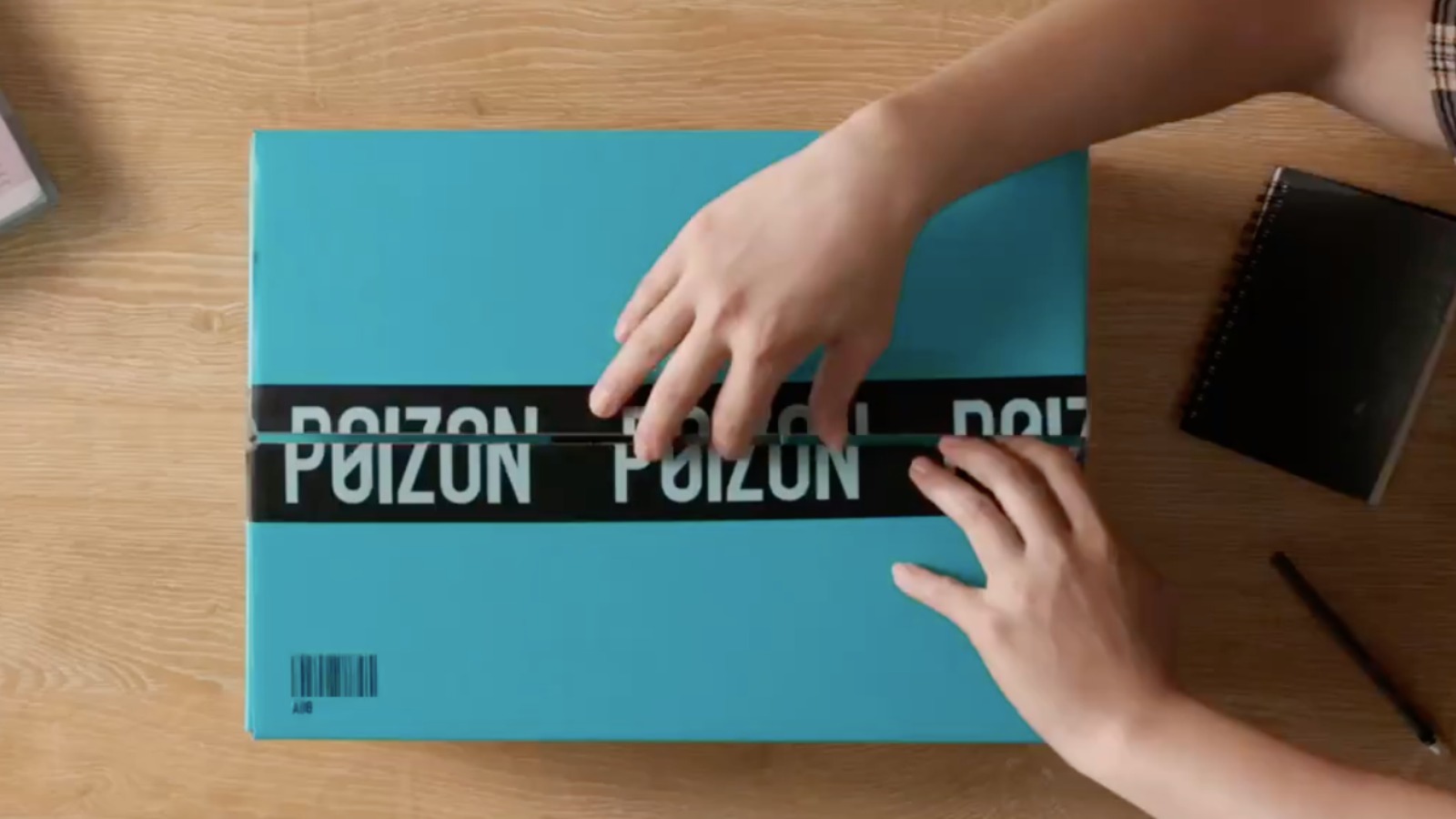 Фото новости: "Poizon раскрыл условия работы с продавцами в России"