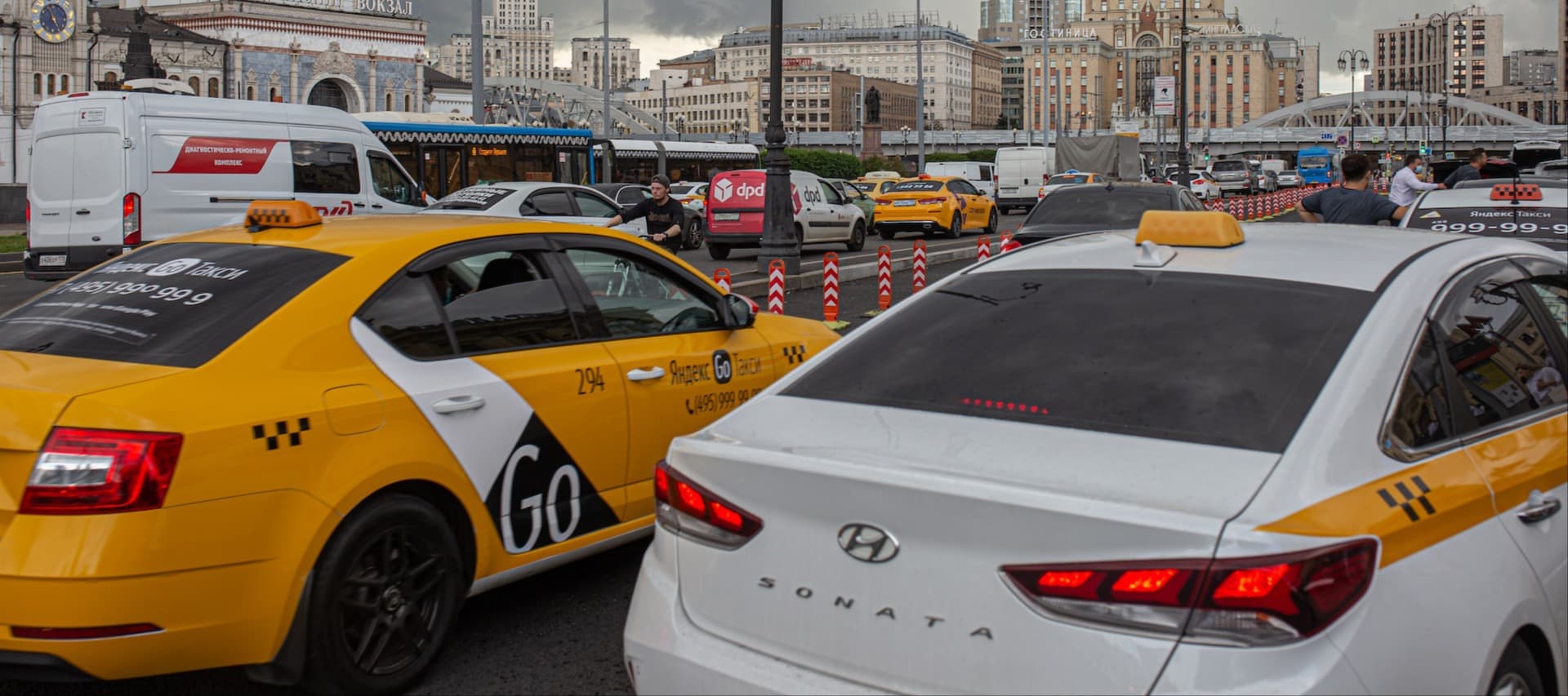 Фото новости: "Такси в Москве подорожало на 15% из-за нехватки водителей и проблем с навигацией"