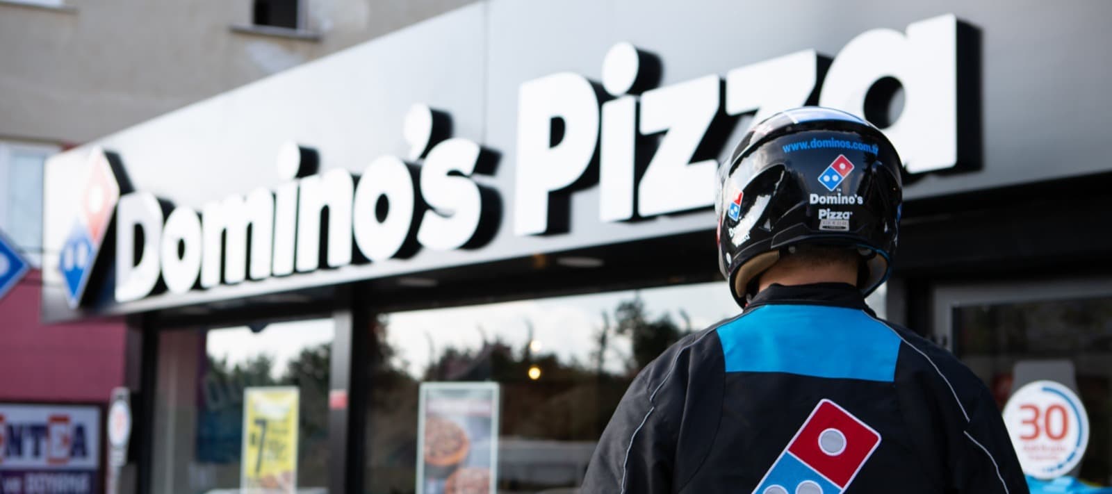 Фото новости: "Domino's Pizza пока не будет инвестировать в России"