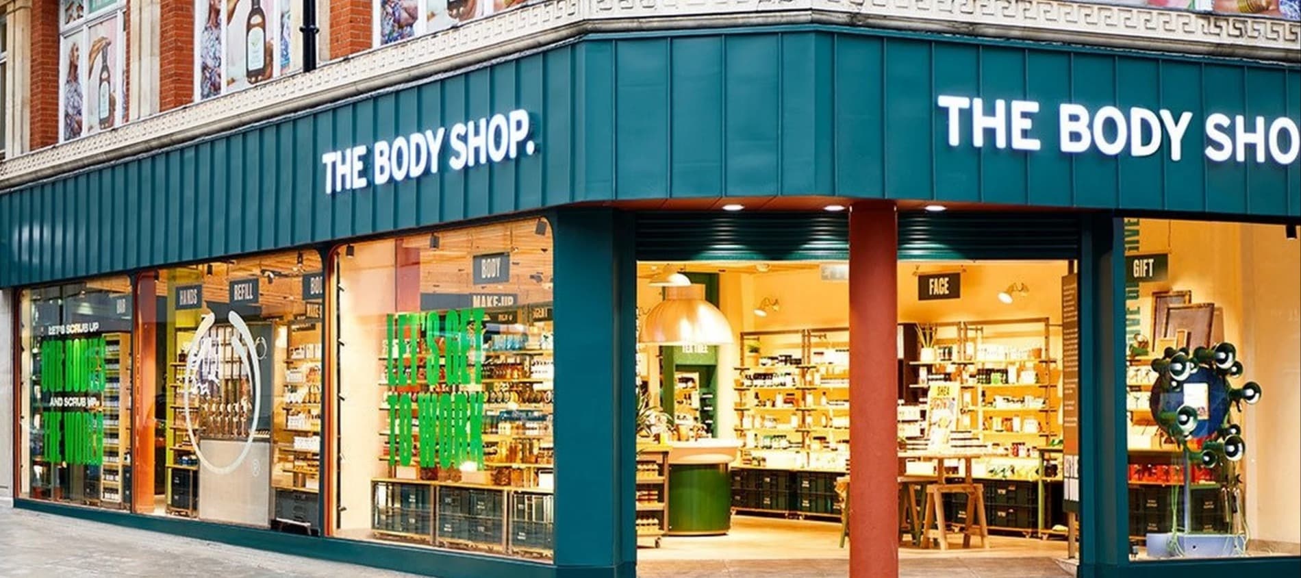 Фото новости: "The Body Shop в Великобритании перешла под внешнее управление"