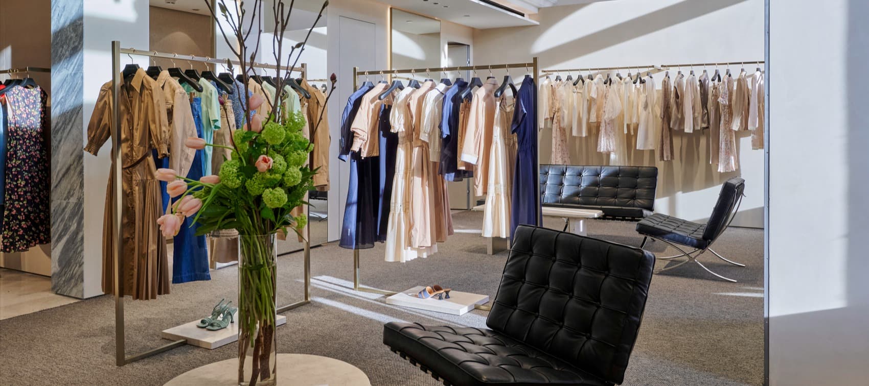 Фото новости: "В ГУМе на месте бывшего бутика Prada открылся магазин китайского бренда Ellassay"