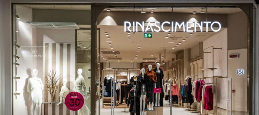 Фото новости: "Владелец бренда Terranova открыл в России первый магазин марки одежды Rinascimento"