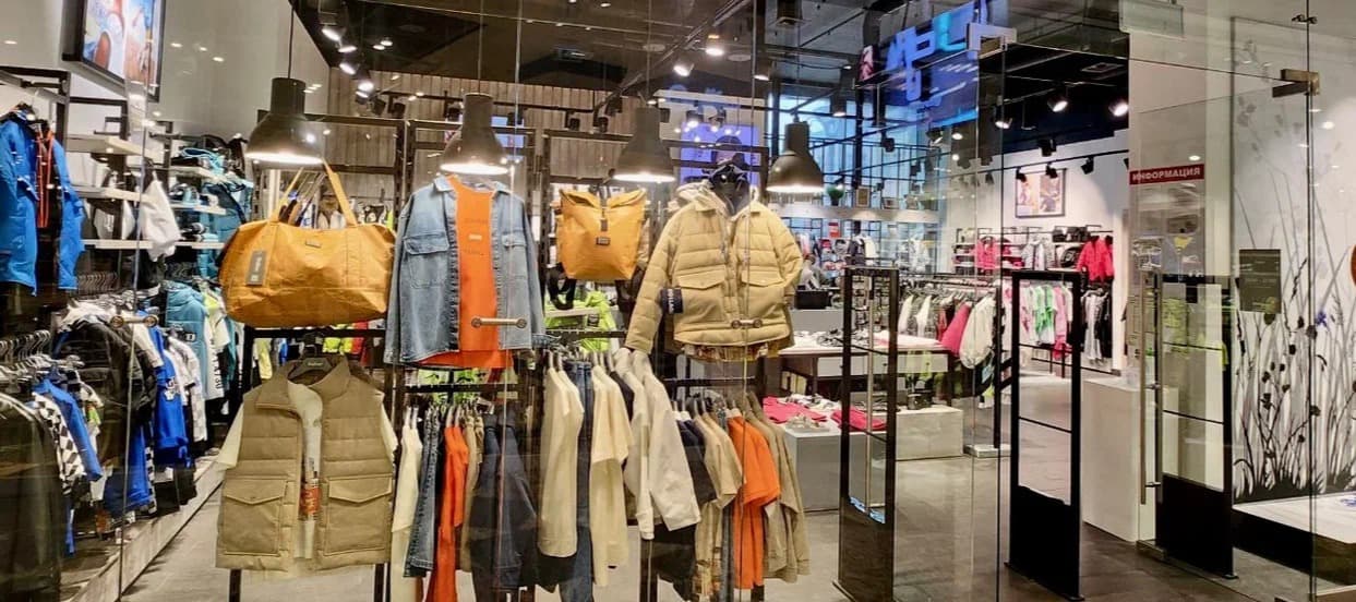 Фото новости: "Сеть детских магазинов Gulliver запустила бренд одежды для взрослых"