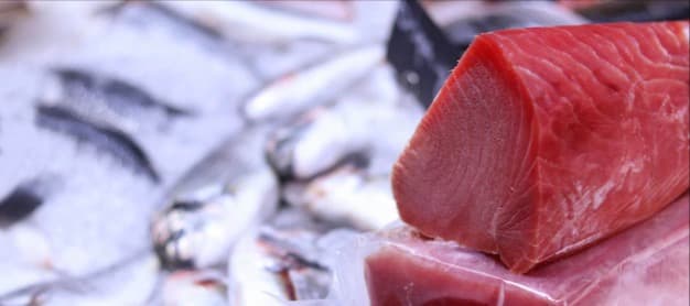 Фото новости: "Россияне стали чаще покупать тунца вместо лосося"
