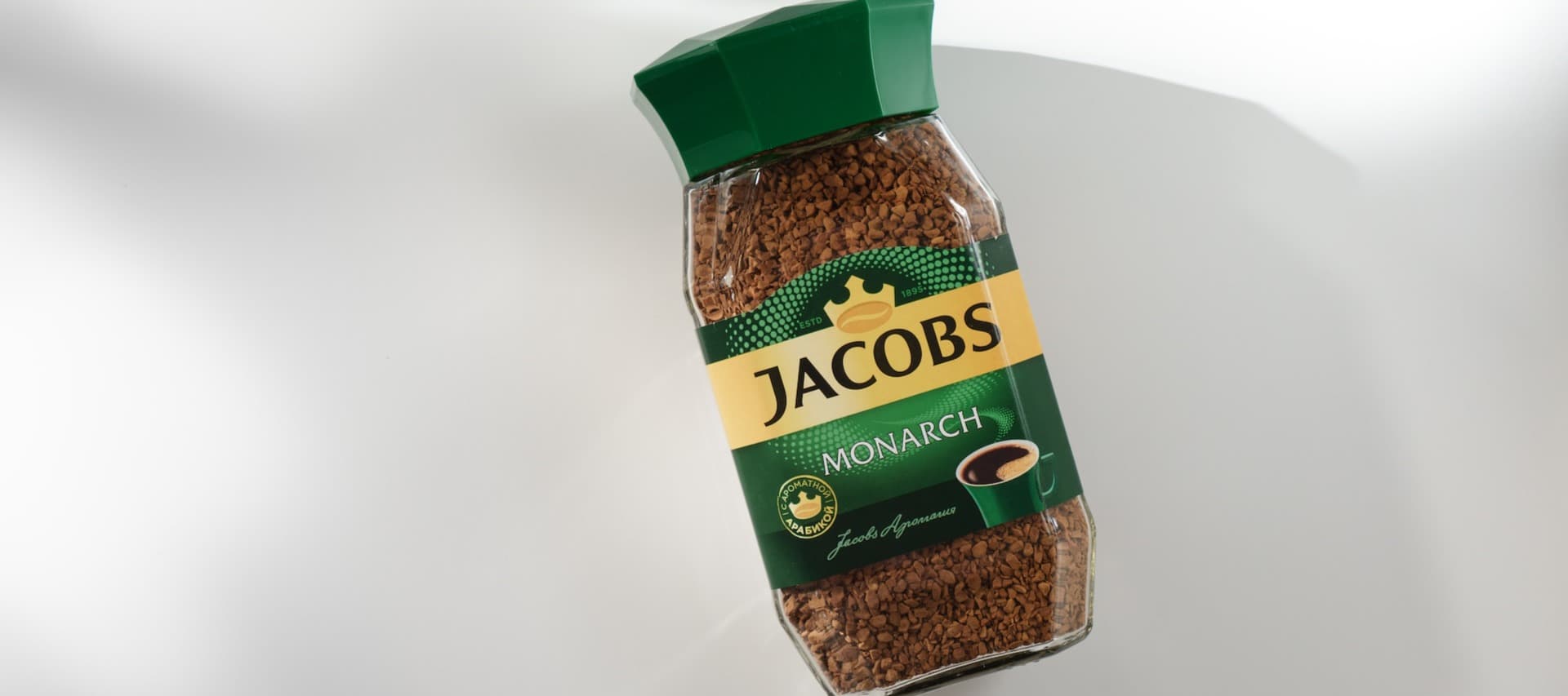 Фото новости: "Производитель кофе Jacobs хочет отказаться от использования бренда в России"