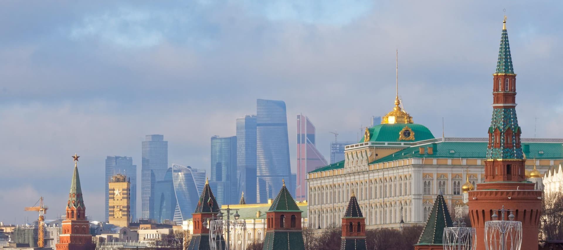 Фото новости: "Москва за год поднялась на 18 место среди самых дорогих для жизни городов Европы"