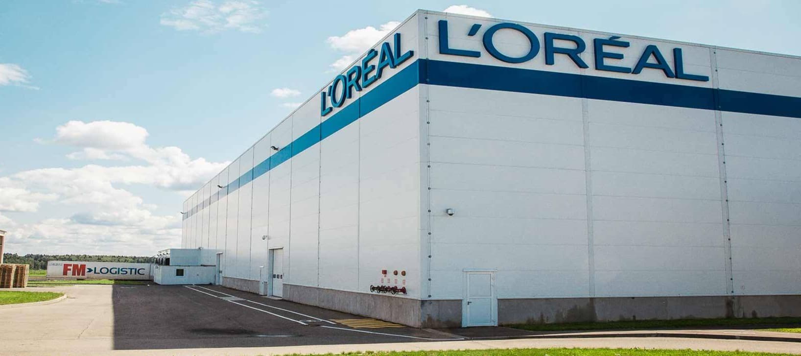 Фото новости: "Закрытие магазинов L’Oreal в России год назад почти не сказалось на выручке"