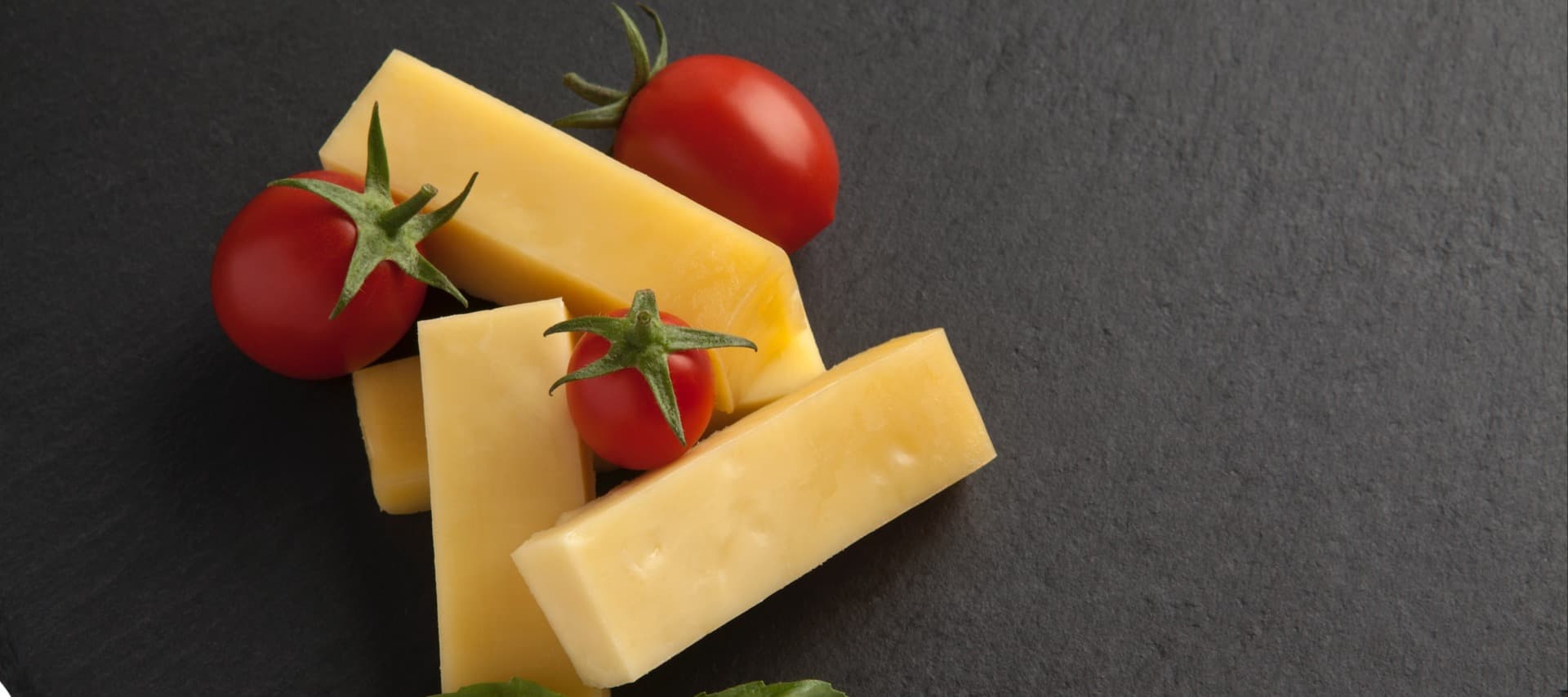 Фото новости: "Сыр стал главным драйвером роста продаж продуктов собственных марок"