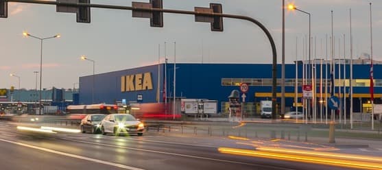 Фото новости: "Ikea продаст все мебельные фабрики в России"