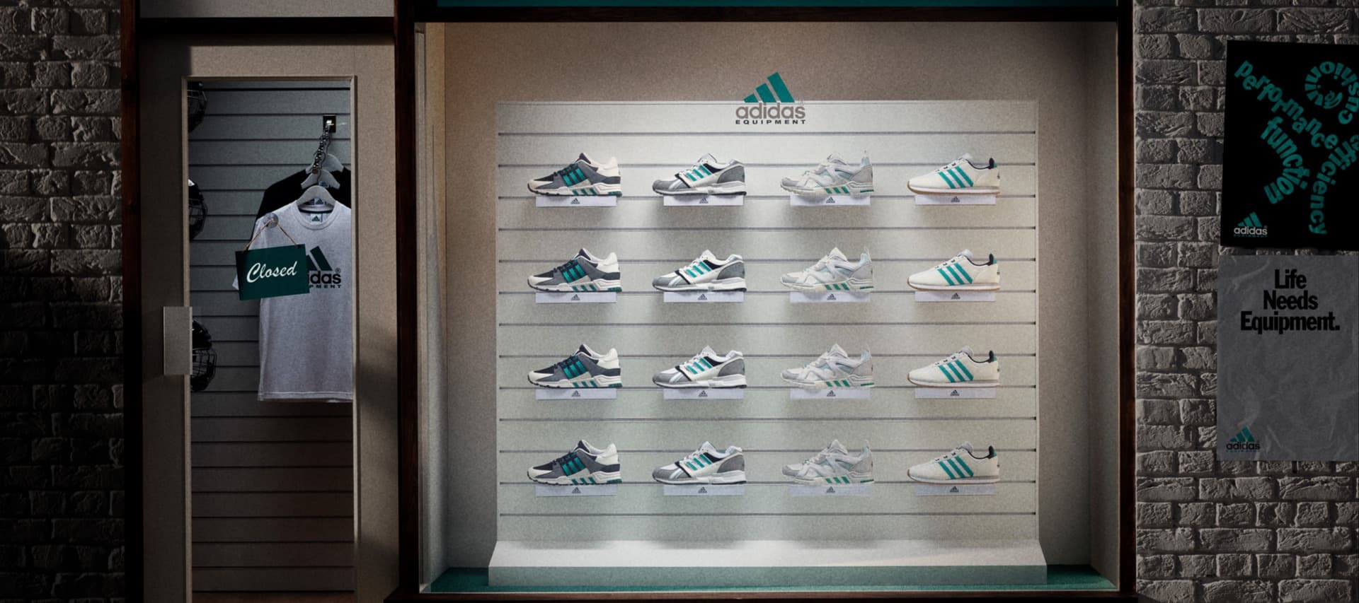 Фото новости: "«Ъ»: Adidas собирается передать российский бизнес"