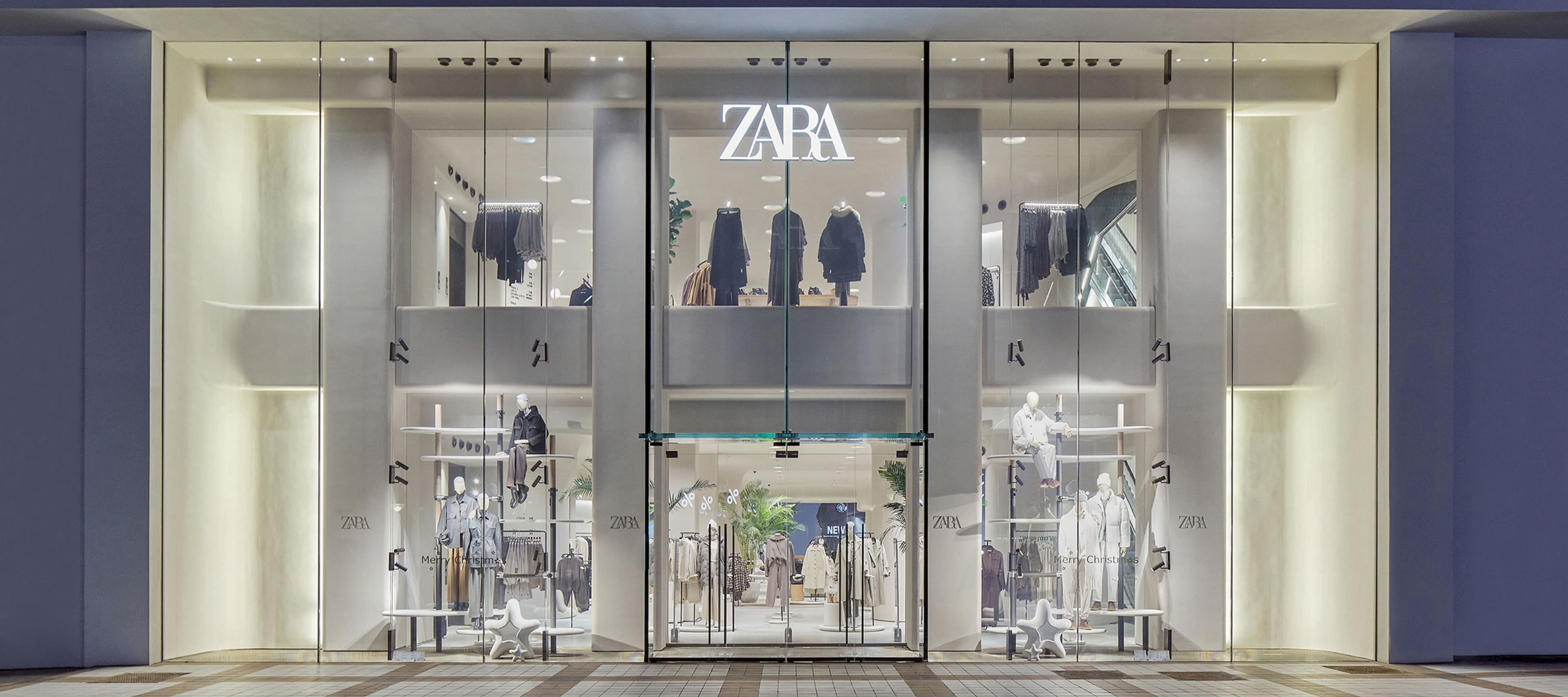 Фото новости: "Торговые центры Москвы расторгают договоры аренды с владельцем Zara"
