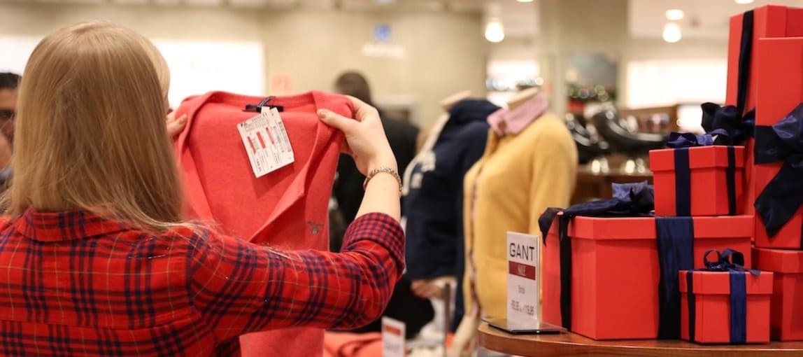 Фото новости: "Одежду Zara и H&M стали привозить индивидуальные предприниматели"
