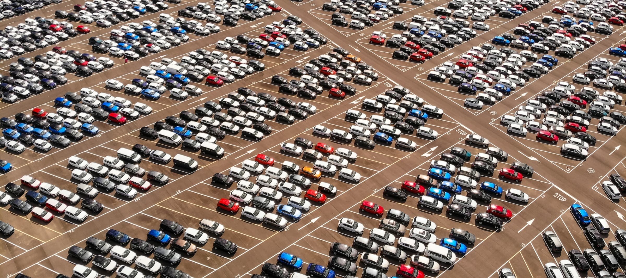 Фото новости: "Продажи новых автомобилей упали в сентябре почти на 60%"