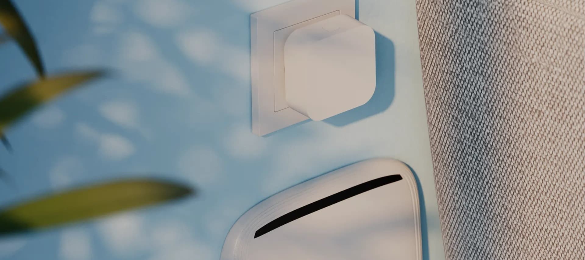 Фото новости: "«Сбер» представил новые устройства для «умного» дома"