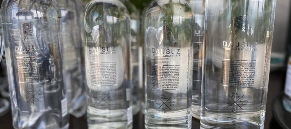 Фото новости: "Алкогольный дистрибутор Luding Group создал совместное предприятие с производителем воды Dausuz"