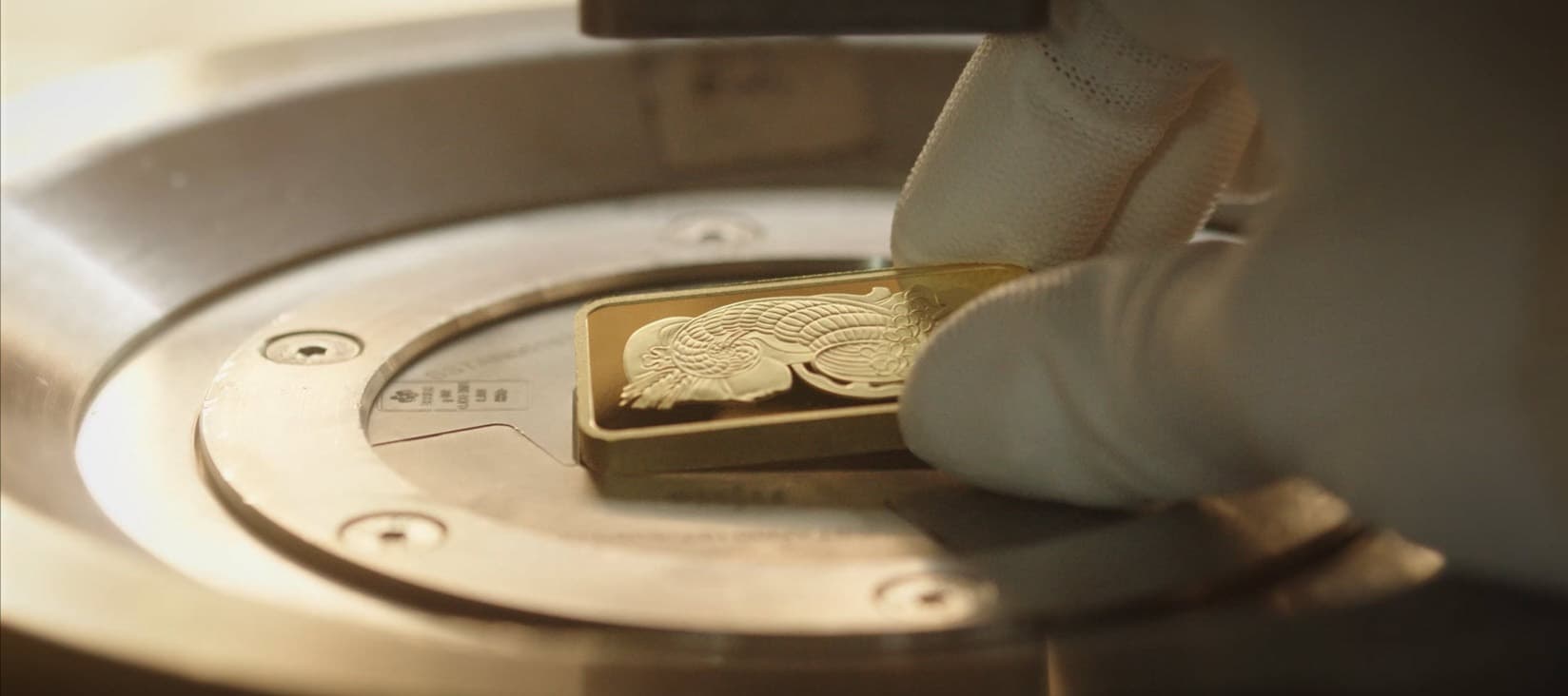 Фото новости: "Американский ритейлер Costco начал продавать золотые слитки"