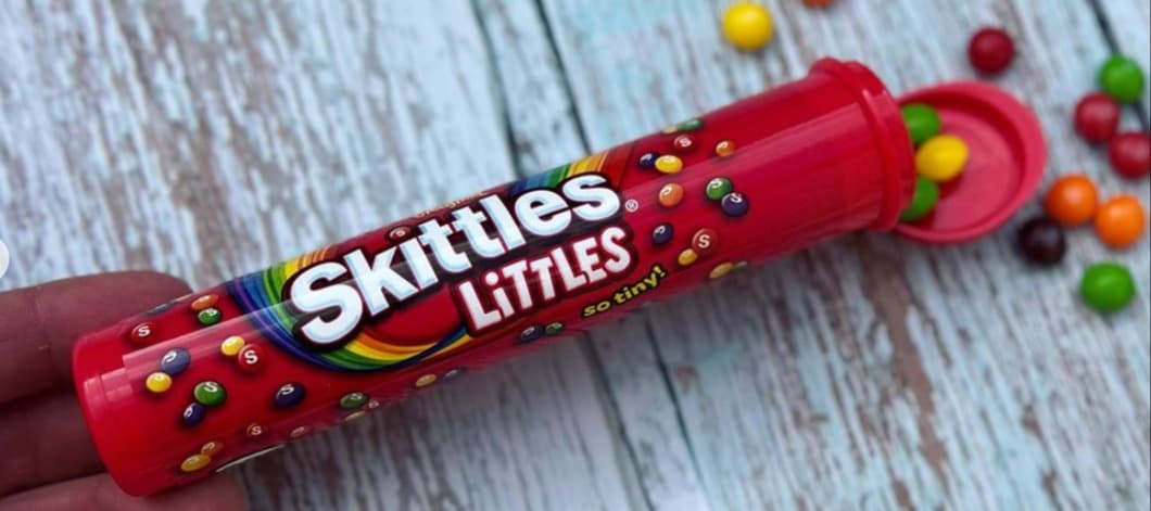 Фото новости: "Mars выпустил крошечные Skittles"