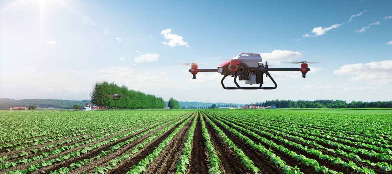 Фото новости: "Спрос на дроны для сельского хозяйства в России упал в 3-4 раза"